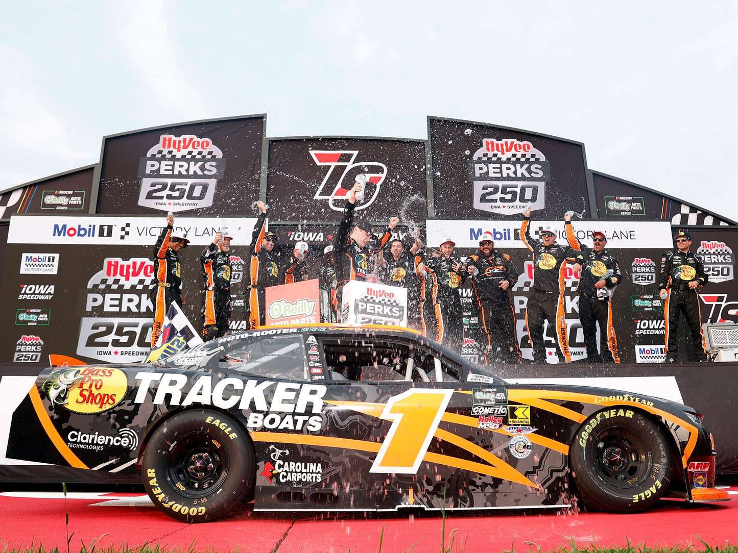 *PREORDER* 2026 Carson Kvapil #1 Tracker Boats Chevrolet 1/24 Standard Finish NASCAR Diecast (IOWA WIN)
